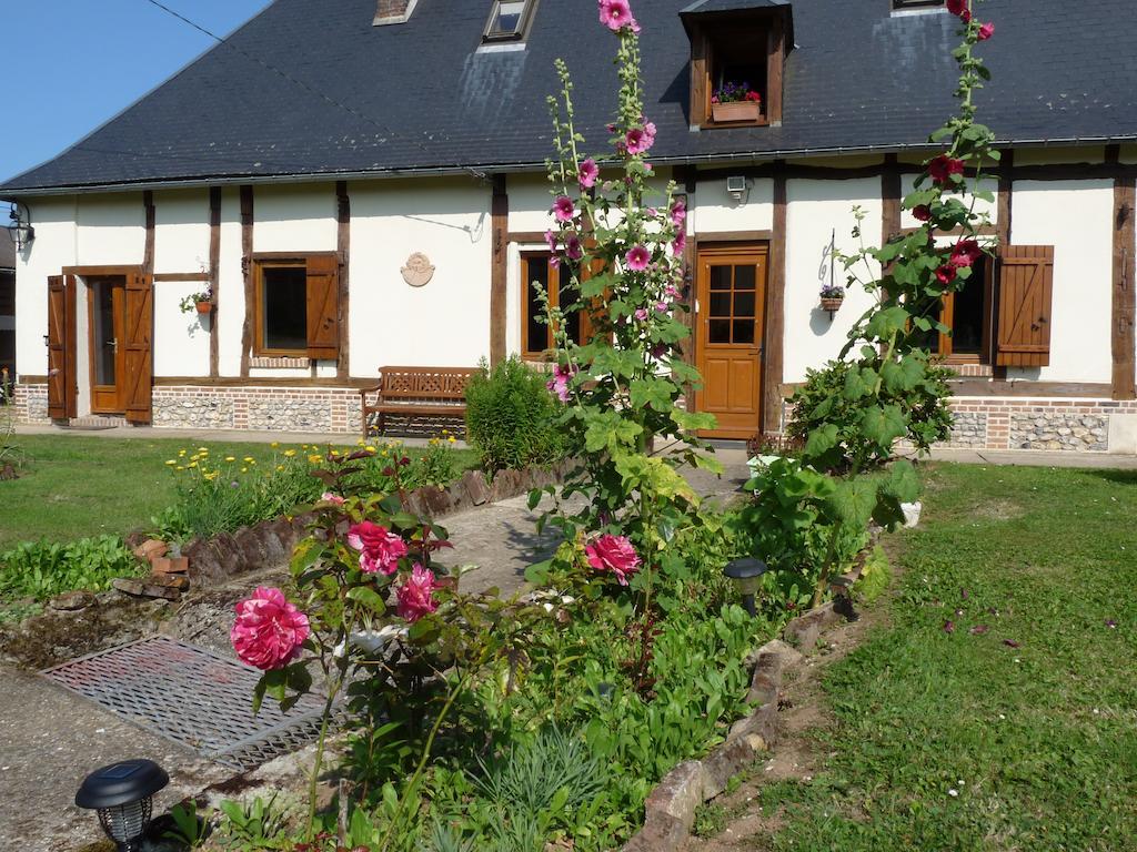 Bed and Breakfast L'Etape Normande à Montroty  Extérieur photo